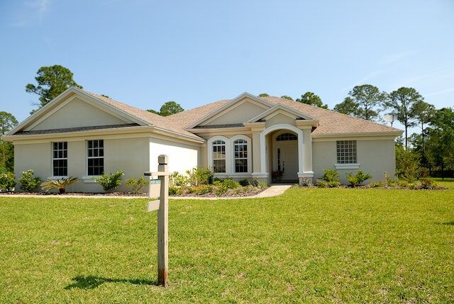 Should you use a Mortgage broker when buying a home in Pace